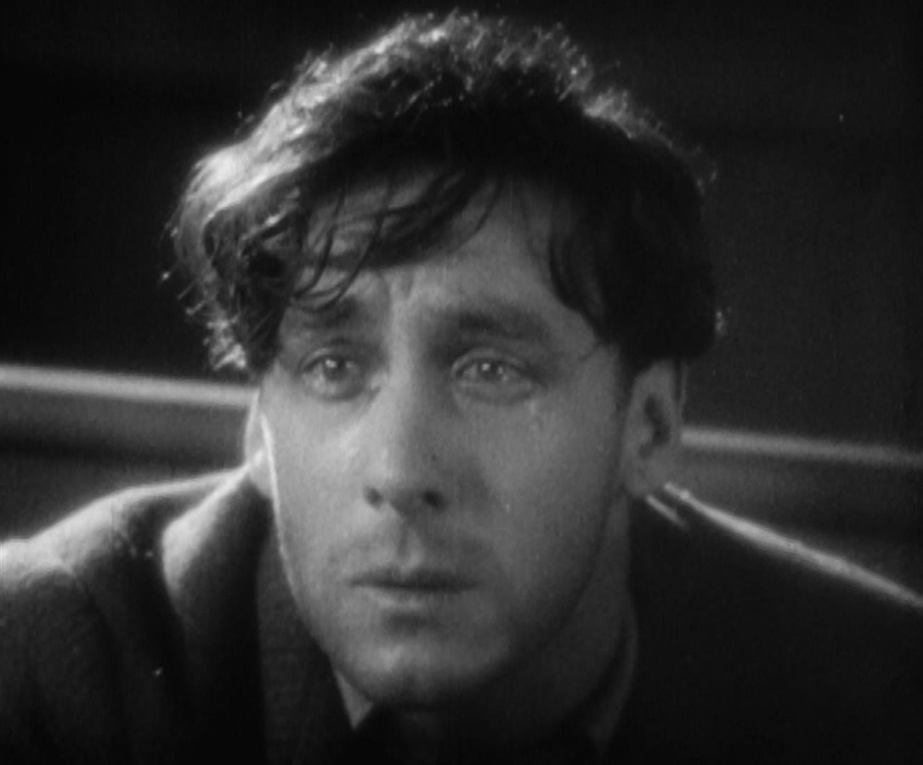 Sunrise - Friedrich Wilhelm Murnau - George O'Brien - close-up - crying
