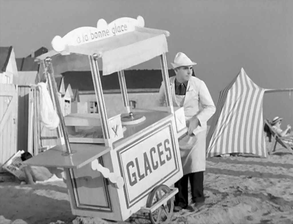 Monsieur Hulot's Holiday - Les vacances de Monsieur Hulot - Jacques Tati - beach - ice cream cart