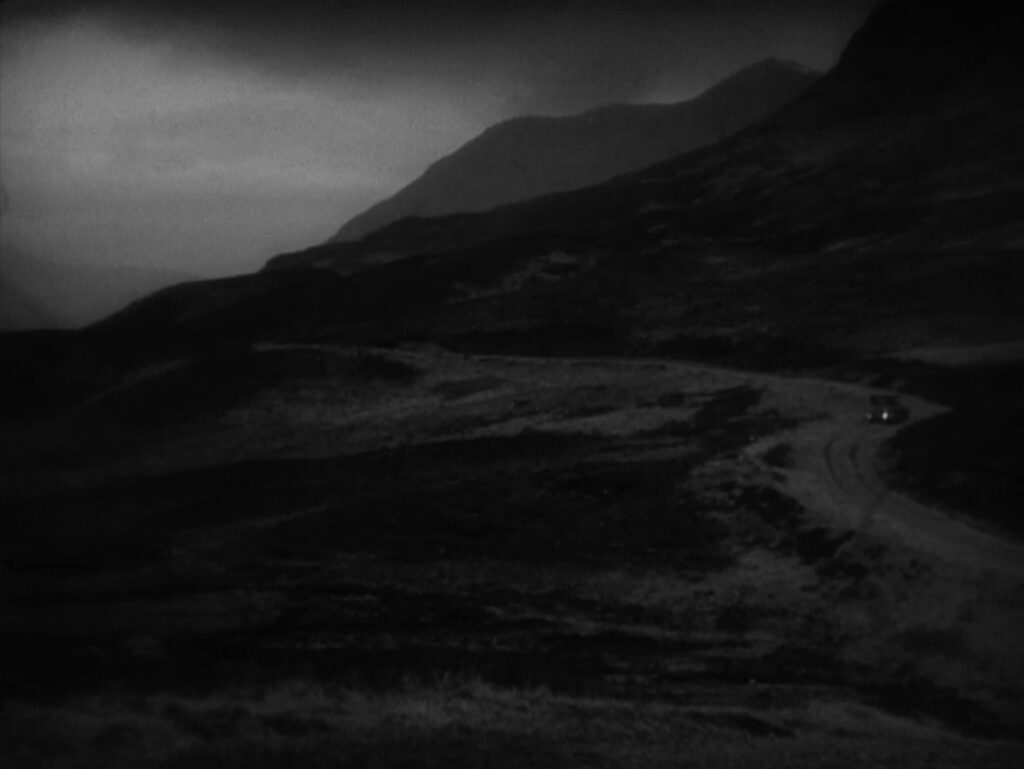 The 39 Steps - Alfred Hitchcock - Scottish Highlands - car