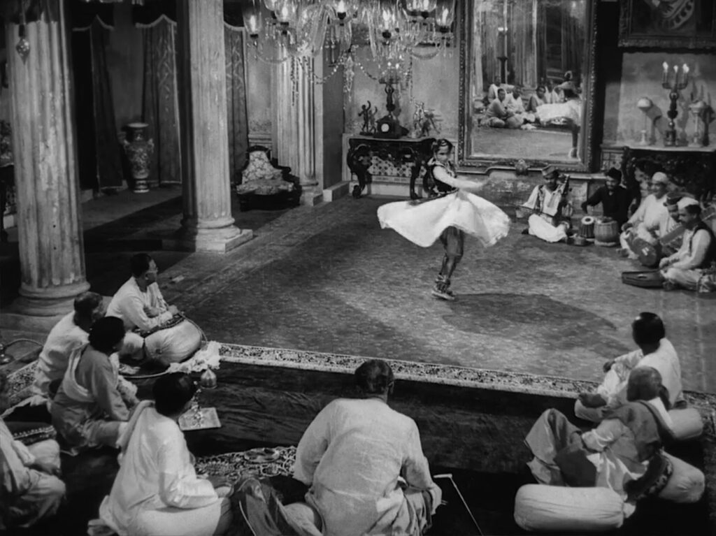 The Music Room - Jalsaghar - Satyajit Ray - Roshan Kumari - Krishnabai