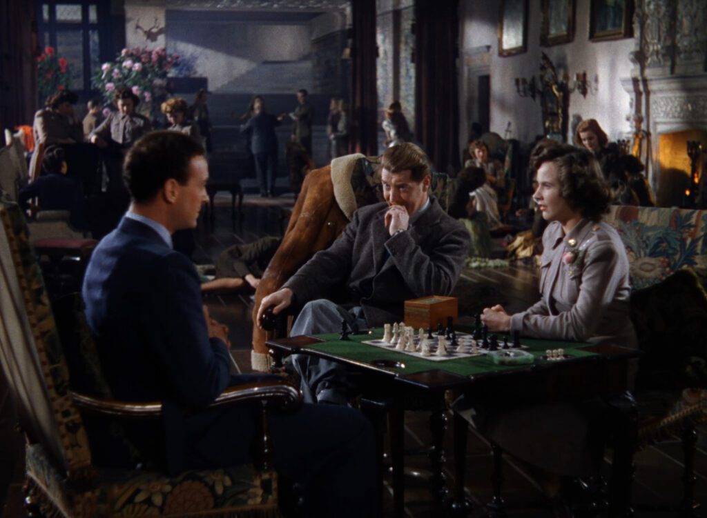 A Matter of Life and Death - Michael Powell - Emeric Pressburger - David Niven - Roger Livesey - Kim Hunter - Peter Carter - Frank Reeves - June - clubhouse