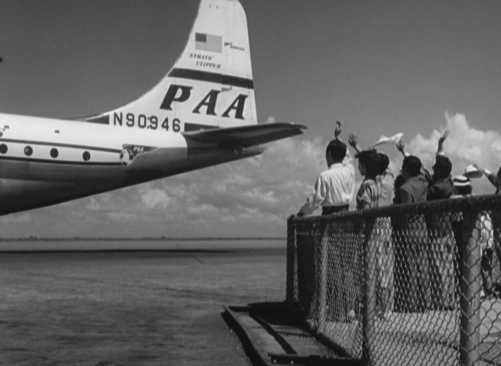 The Flavor of Green Tea over Rice - Yasujiro Ozu - Ochazuke no aji - Pan Am airplane - airport - flight to Montevideo