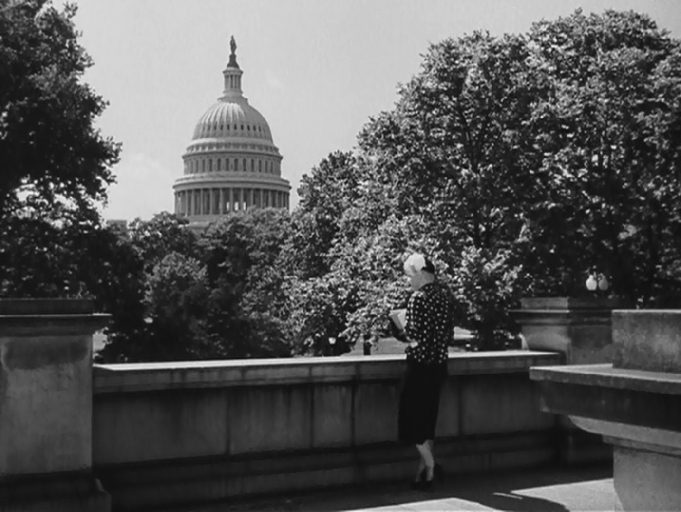 Born Yesterday - George Cukor - Judy Holliday - Billie Dawn - Capitol dome - Library of Congress terrace