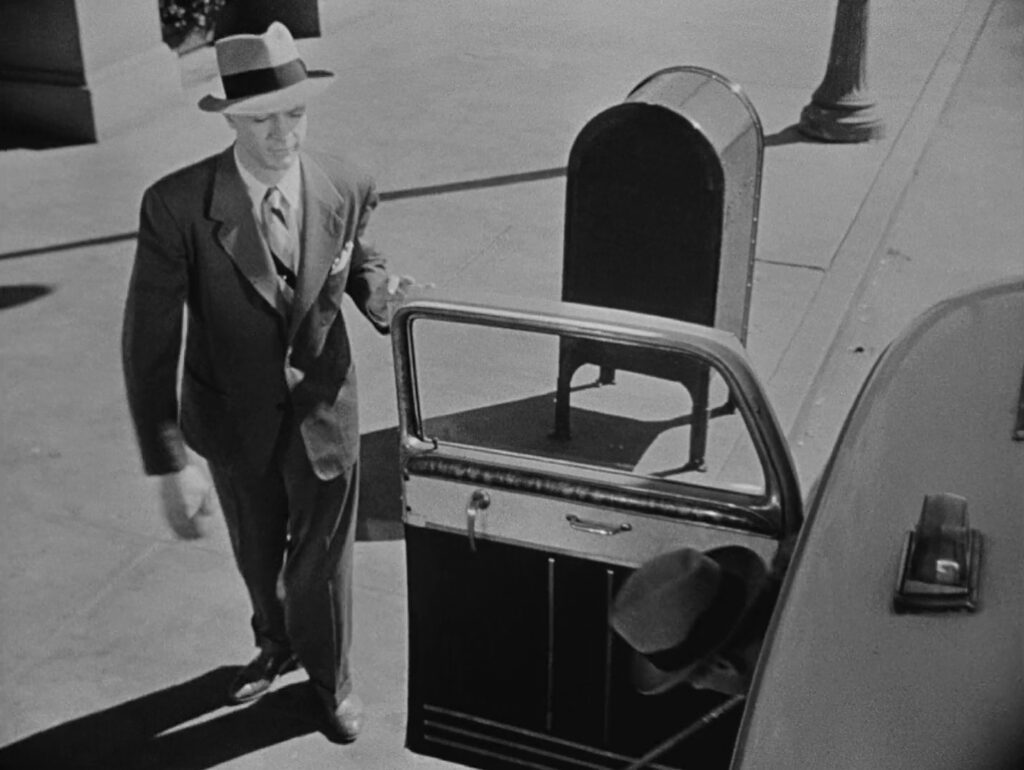 Laura - Otto Preminger - Dana Andrews - Clifton Webb - Mark McPherson - Waldo Lydecker - taxi - sidewalk - mailbox - transition